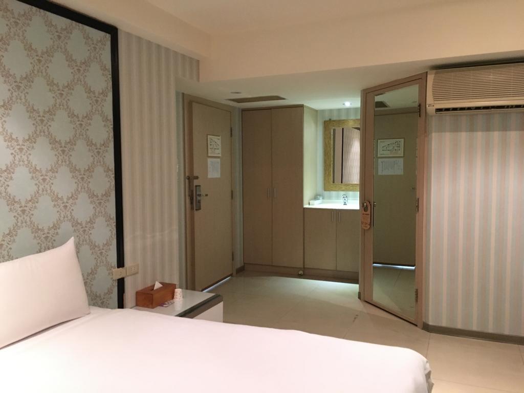 Daylight Hotel Zhonghe  Exterior photo